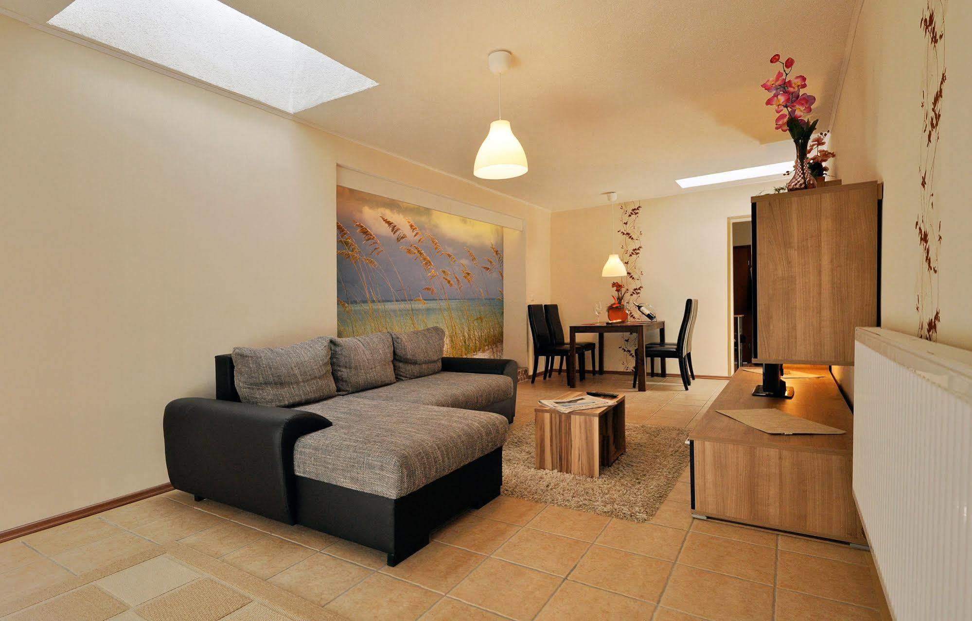 Pension Zum Riedensee Bastorf Εξωτερικό φωτογραφία